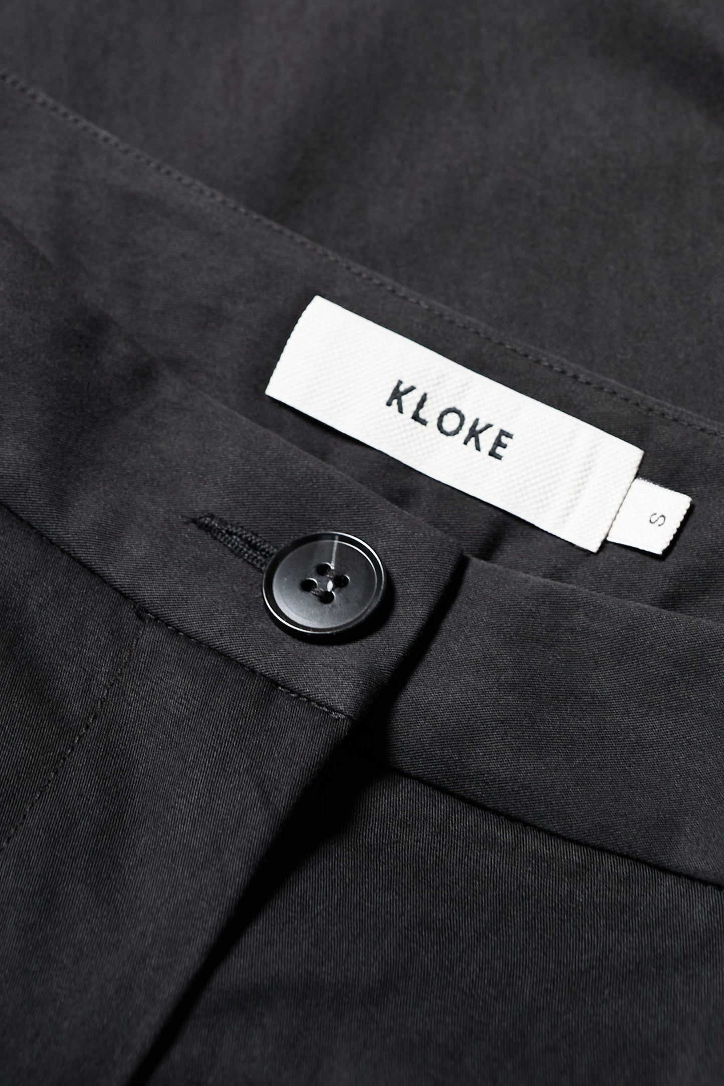 Depth Short Black