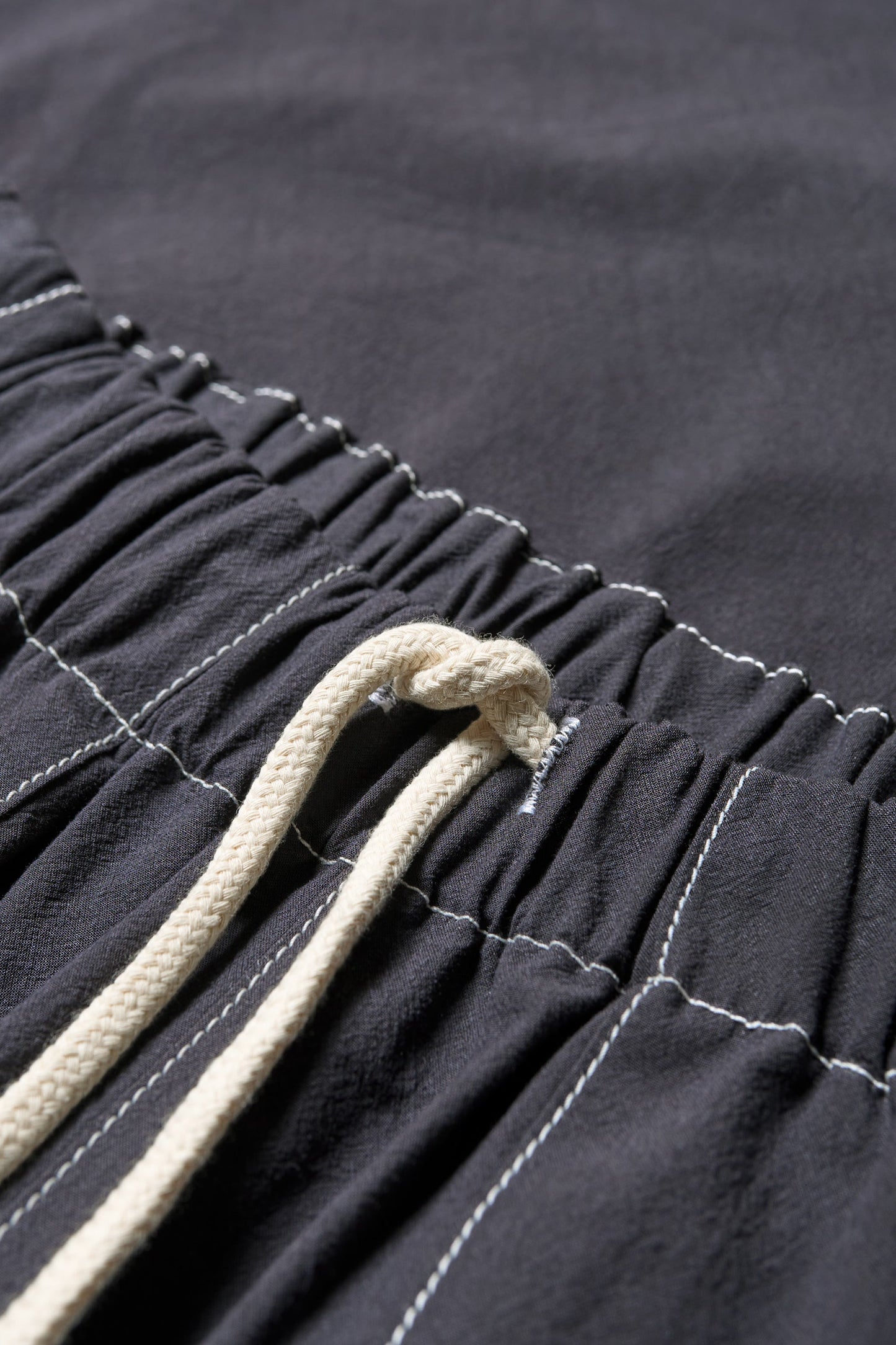 Ease Short Black