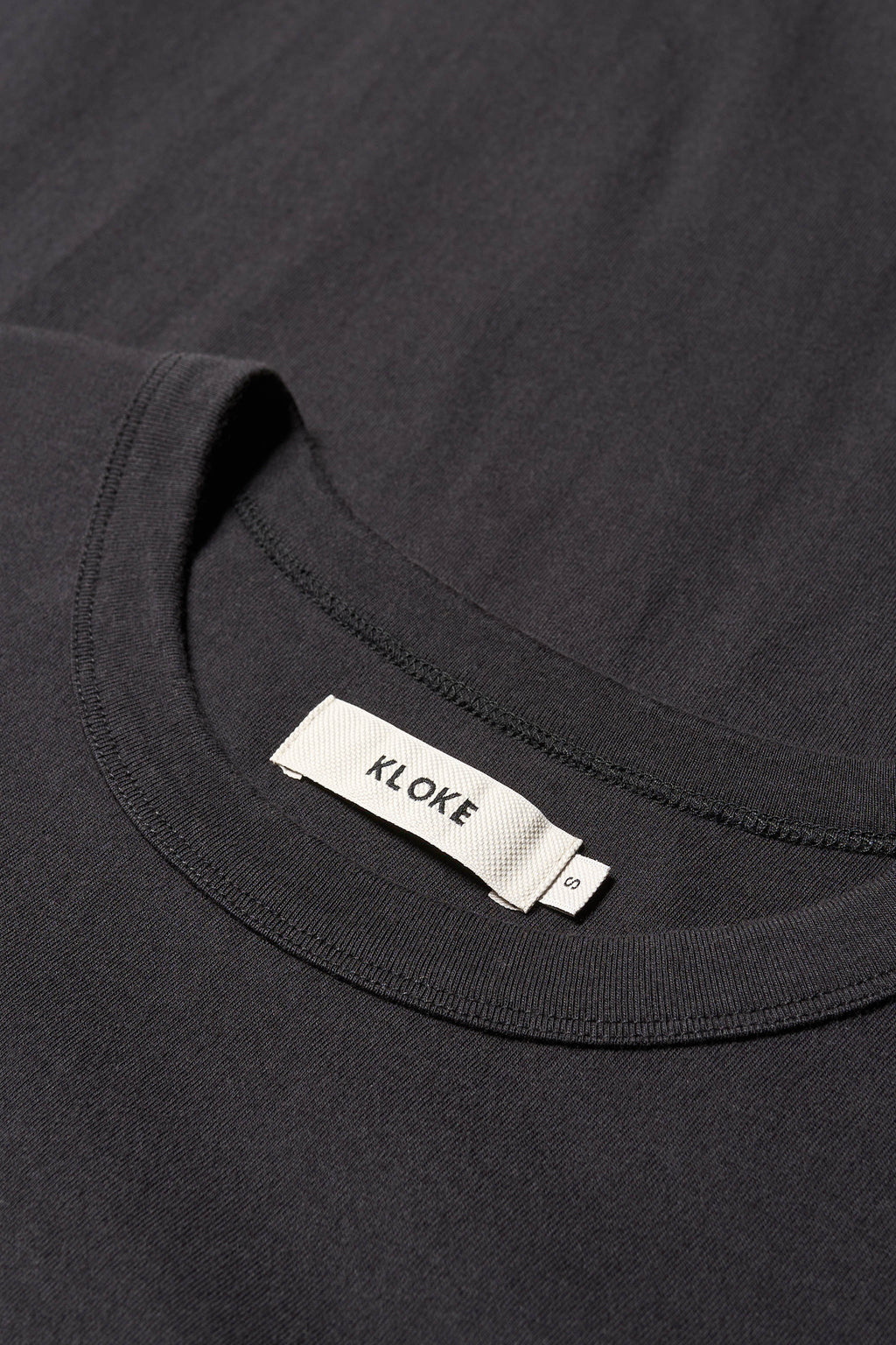 Obelisk Tee Jet Black
